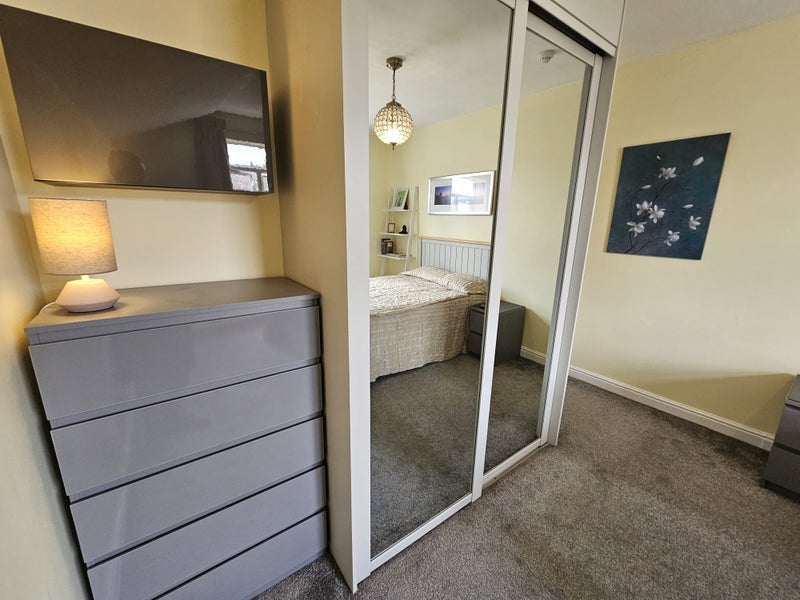 Room Brentwood in Salford