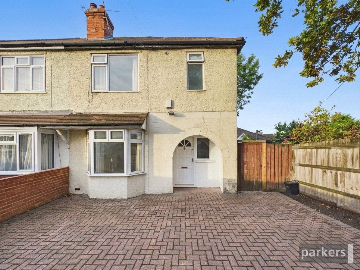 Flat Wokingham Road in Reading