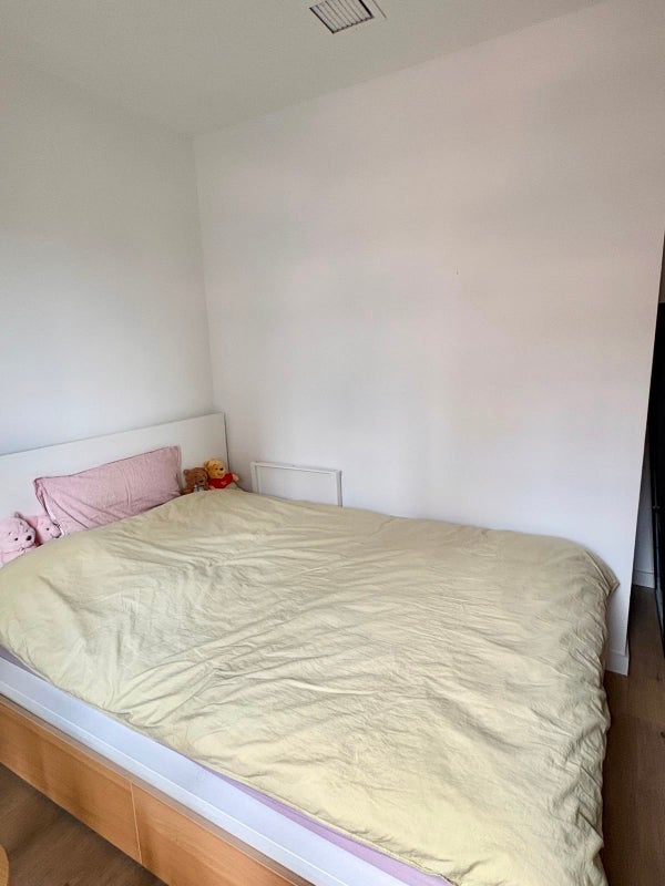 Room Harbord Square in Greater London