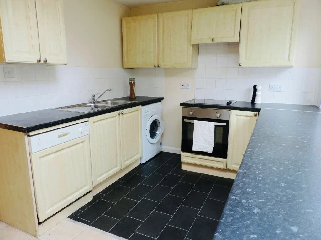 Room Rushmead Close in Canterbury