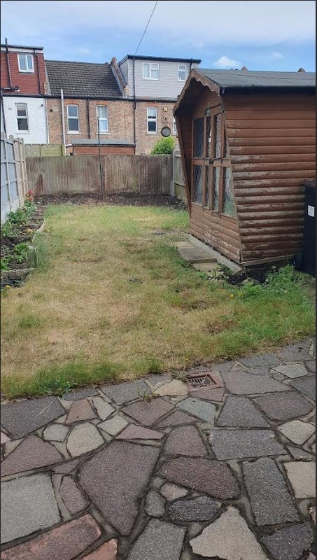 Room Blandford Road in Greater London