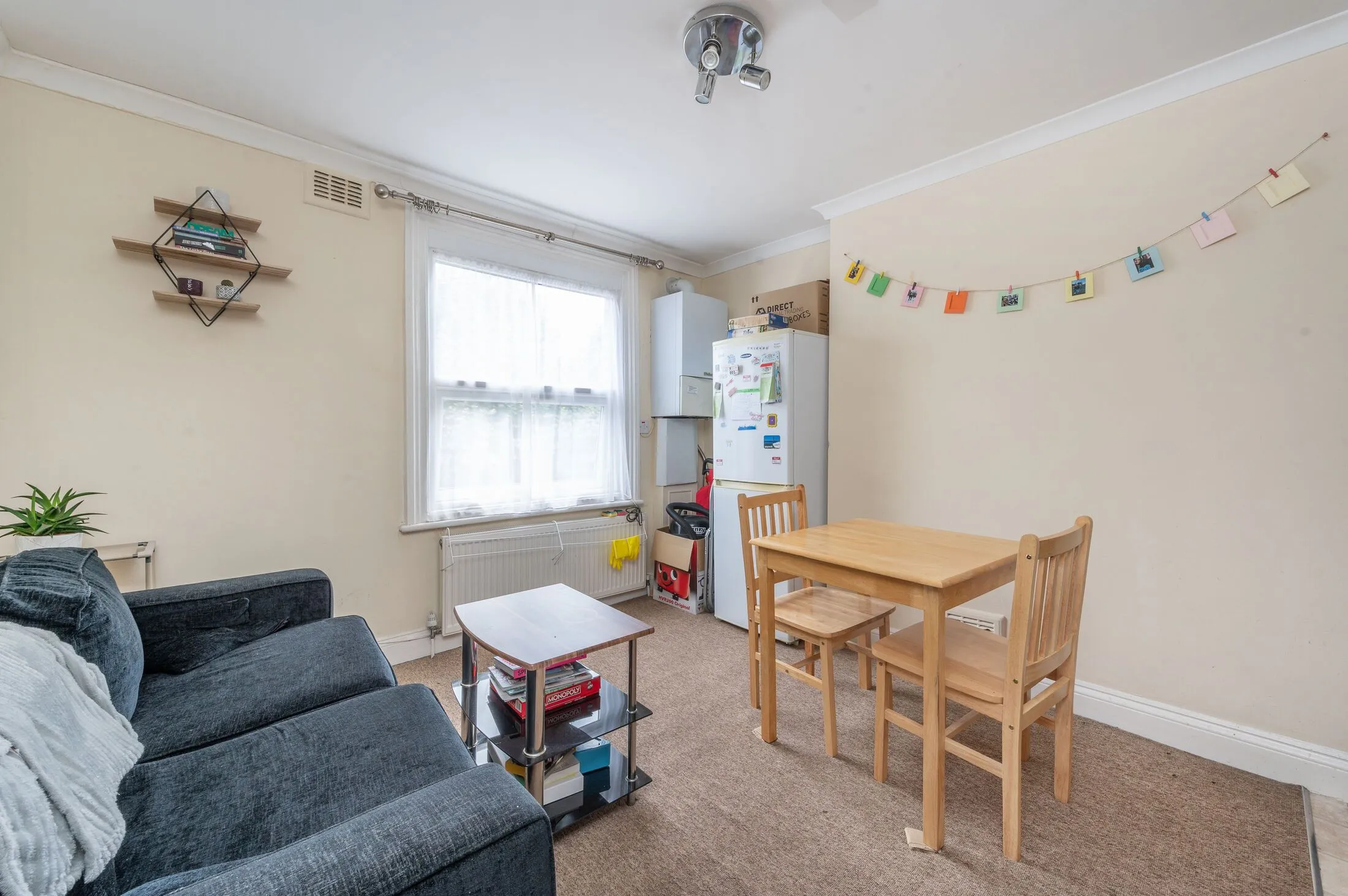 Flat Loftus Road in Greater London