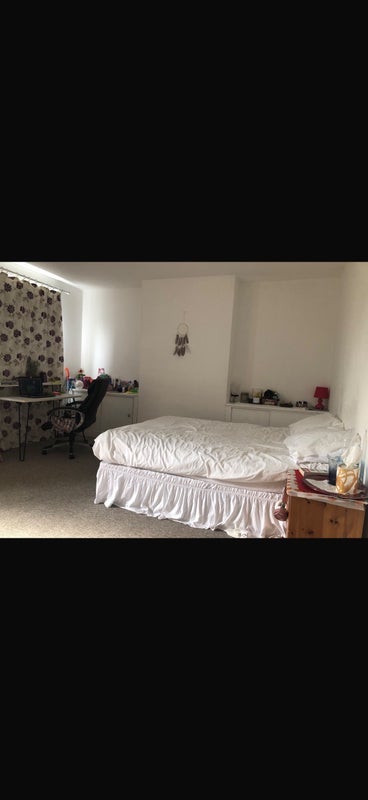 Room London Road in East Hertfordshire