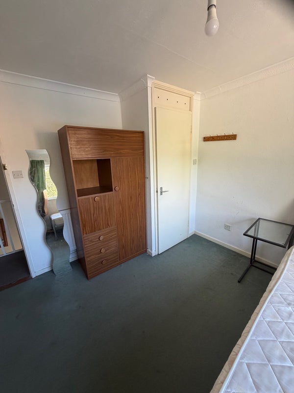 Room Dean Crescent in Bristol