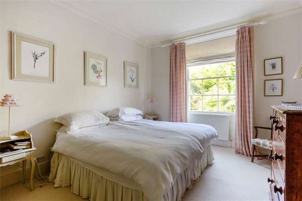 Flat Lansdown Road in Bath