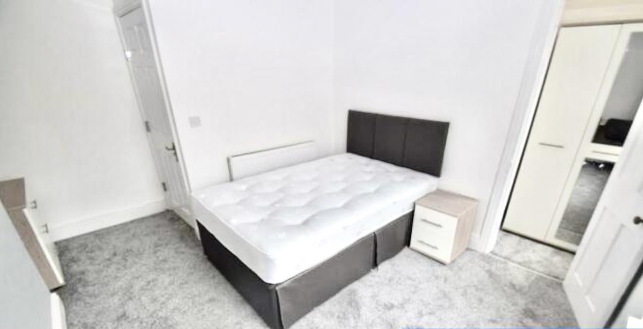 Room Norfolk Street in Stoke-on-Trent