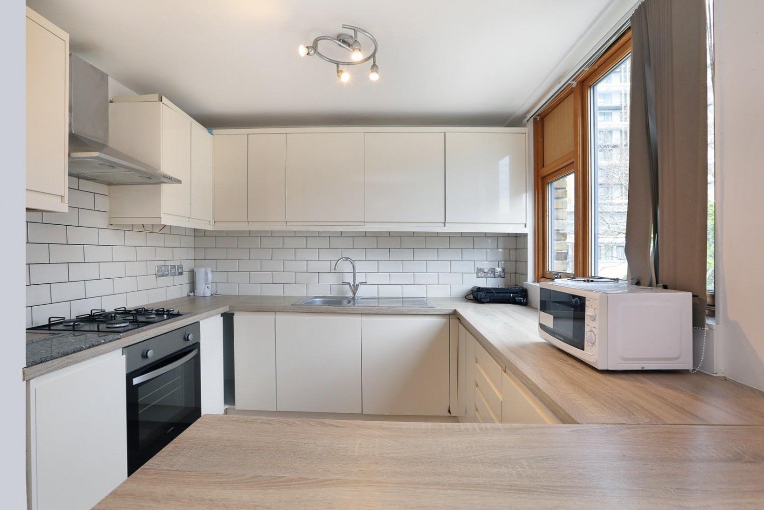 Flat Aytoun Place in Greater London
