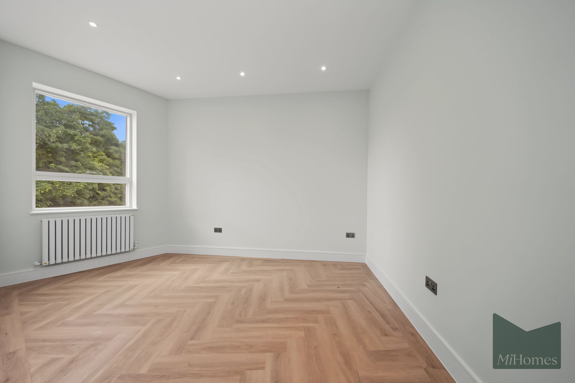 Flat Cecil Road in Greater London
