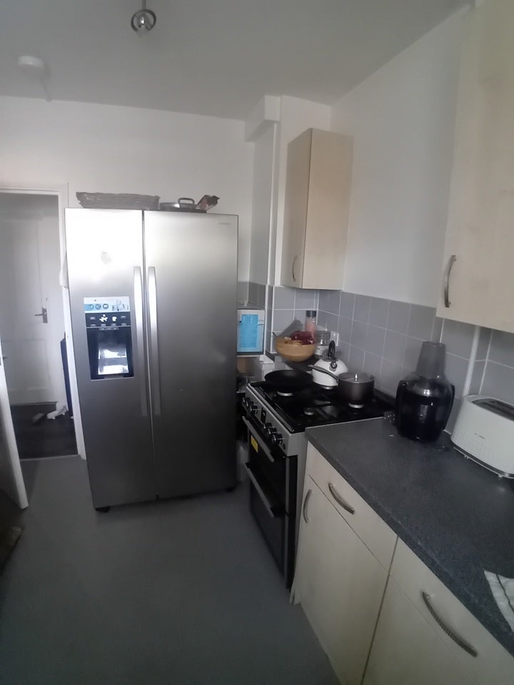Room Adare Walk in Greater London
