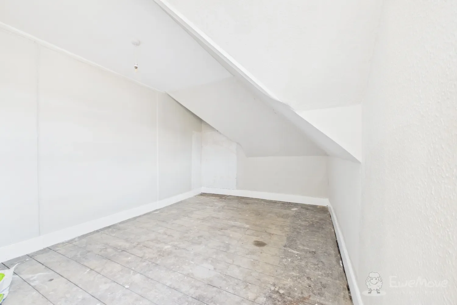 Room Westbourne Gardens in Folkestone and Hythe District