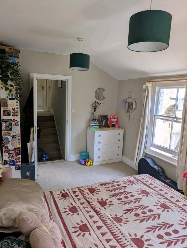 Room Kerrison Road in Greater London