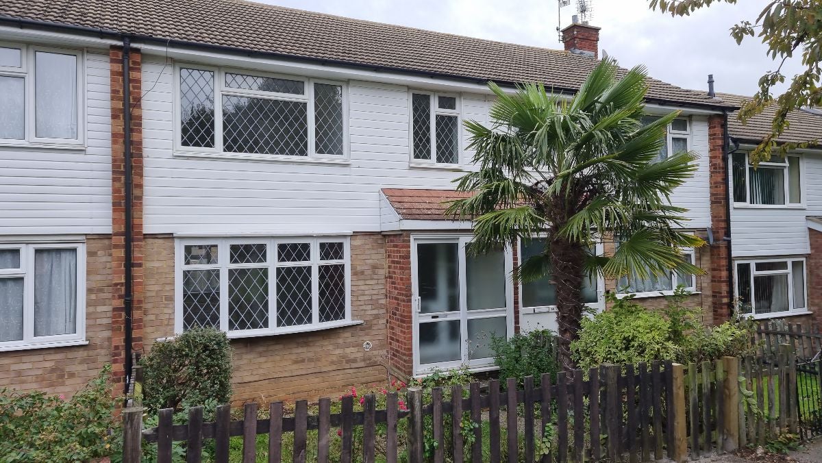 House Kenilworth Gardens in Rainham