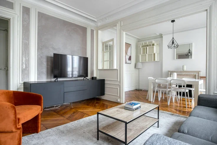 Flat Rue Laugier in Paris