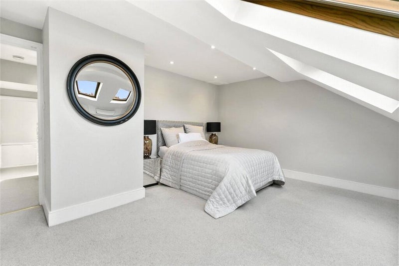 Room Cavendish Road in Greater London