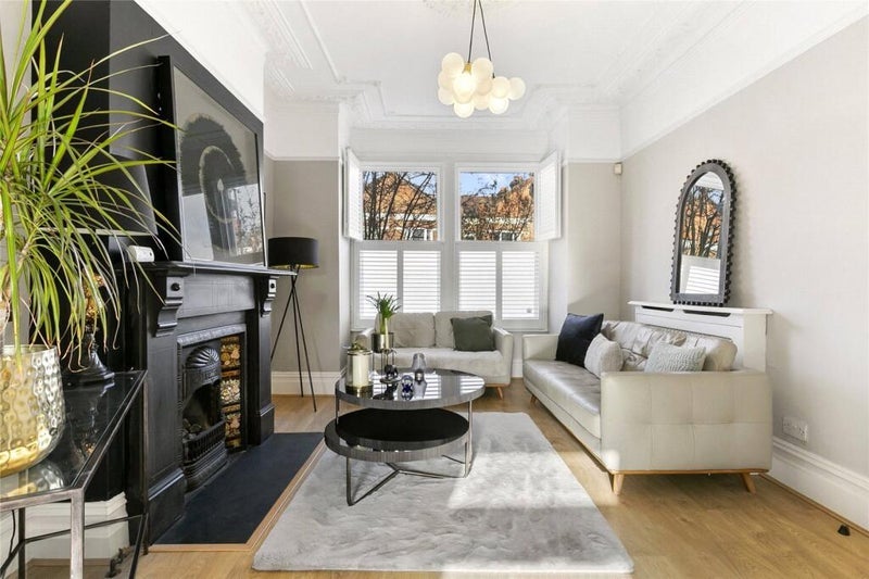 Room Cavendish Road in Greater London
