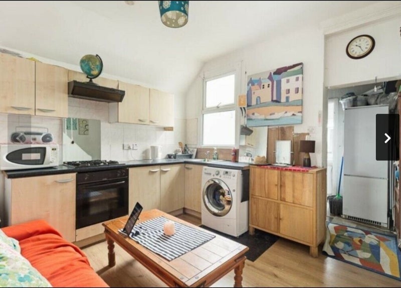 Room Haig Road West in Greater London