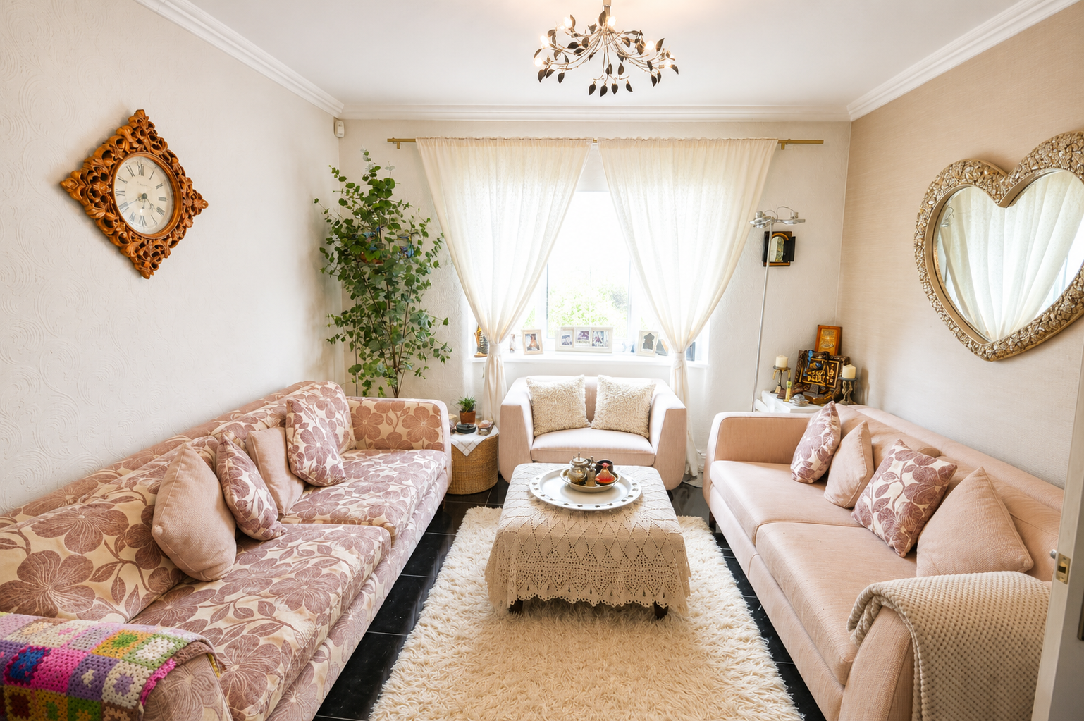 House Long Drive in Greater London