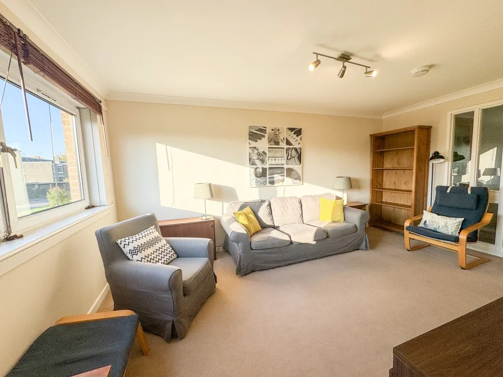 Flat Clark Place in City of Edinburgh