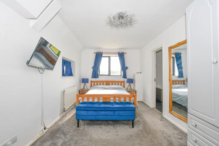 Flat Old Orchard in St Albans