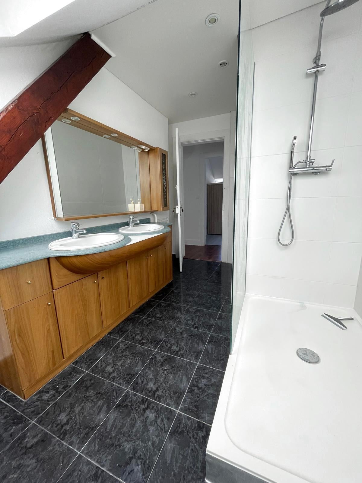 Chambre Rue de Cernay à Mulhouse