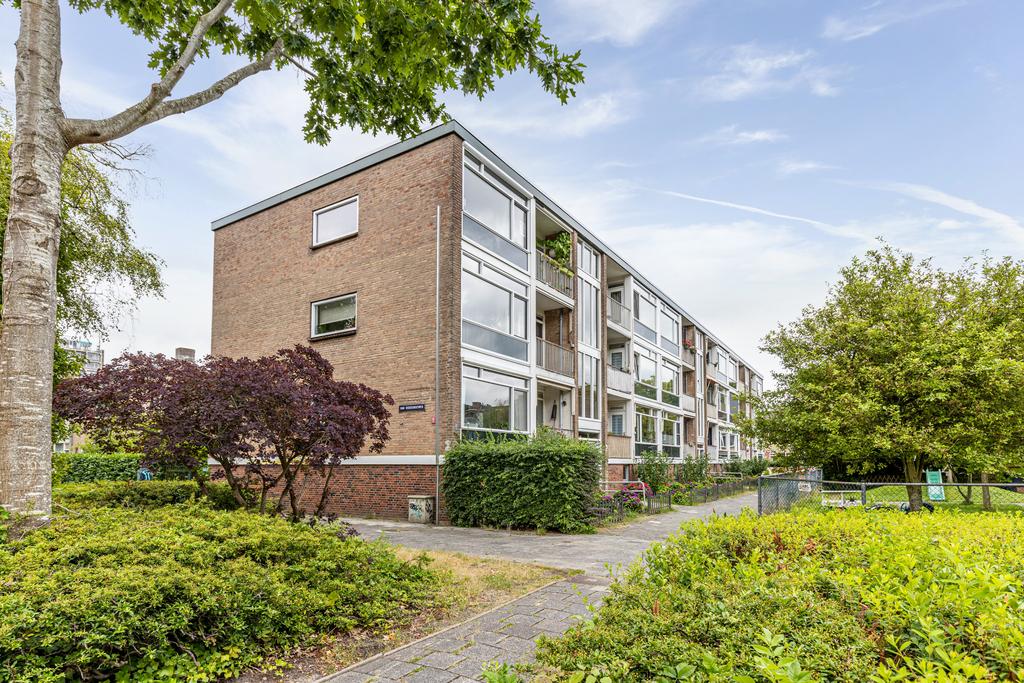 Appartement Van Iddekingeweg 170 in Groningen