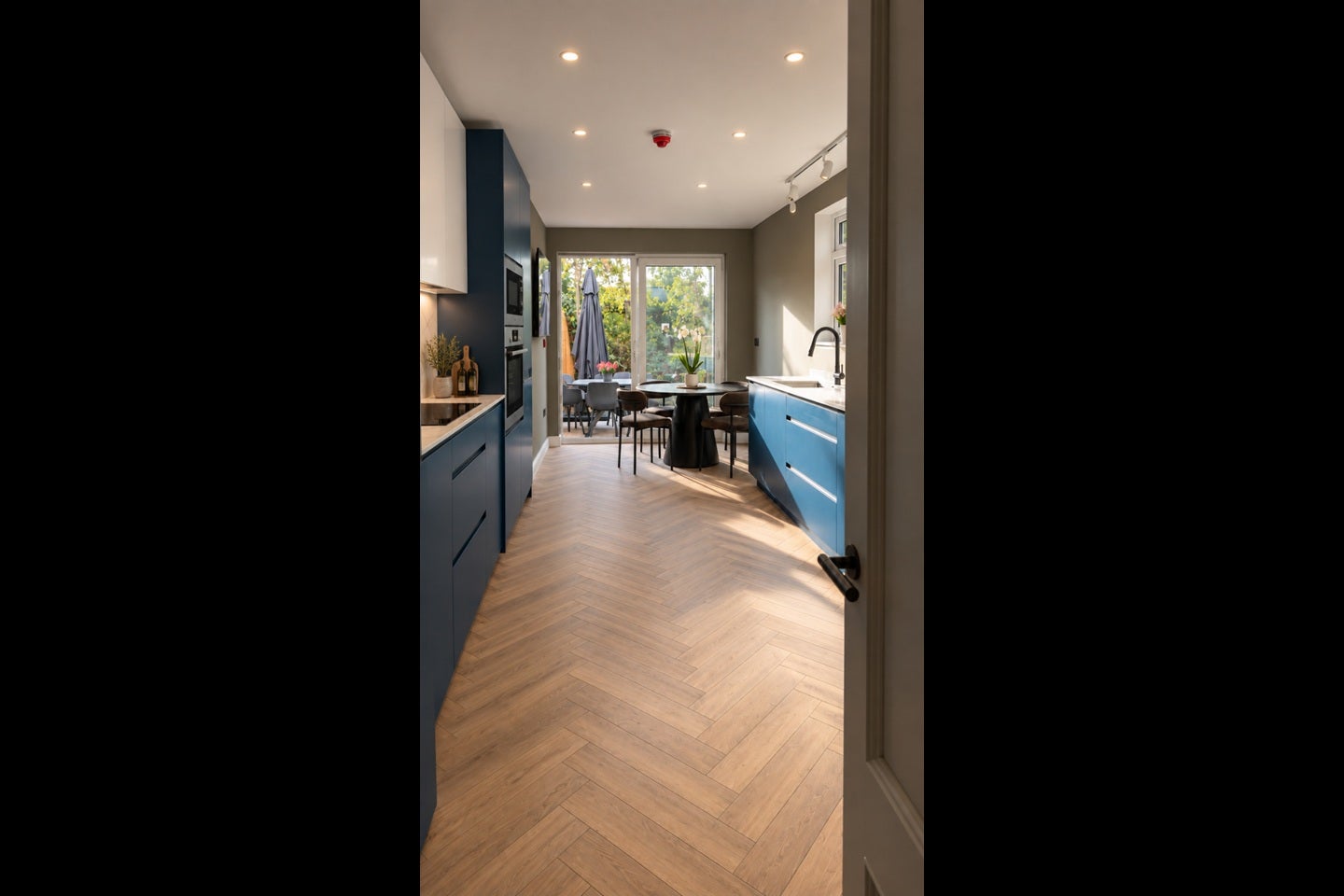 Room St. Nicholas Road in Greater London