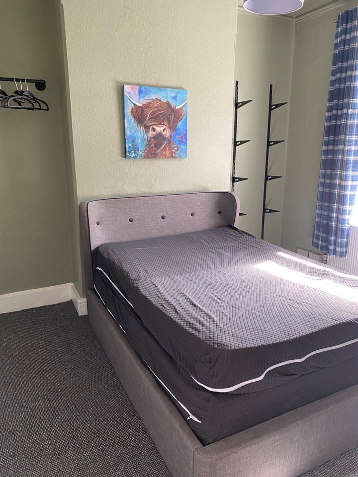 Room Lansdowne Road in Worcester