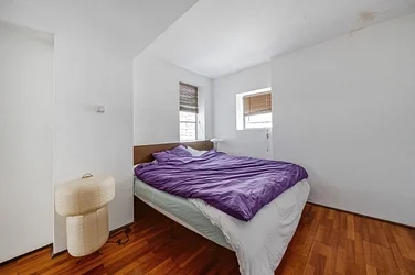 Flat Harpur Street in Greater London