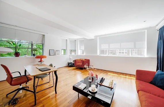 Flat Harpur Street in Greater London