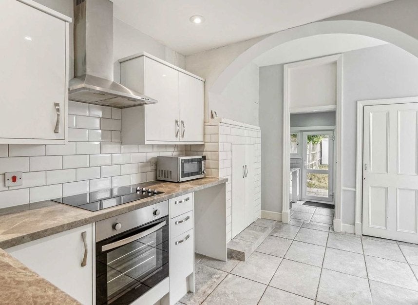 House Ederline Avenue in Greater London