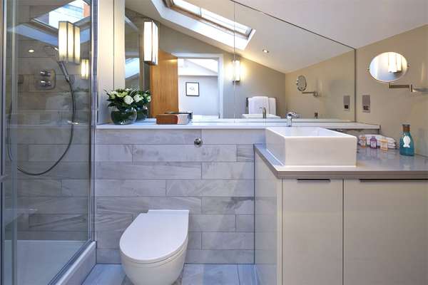 Flat Brompton Road in Greater London