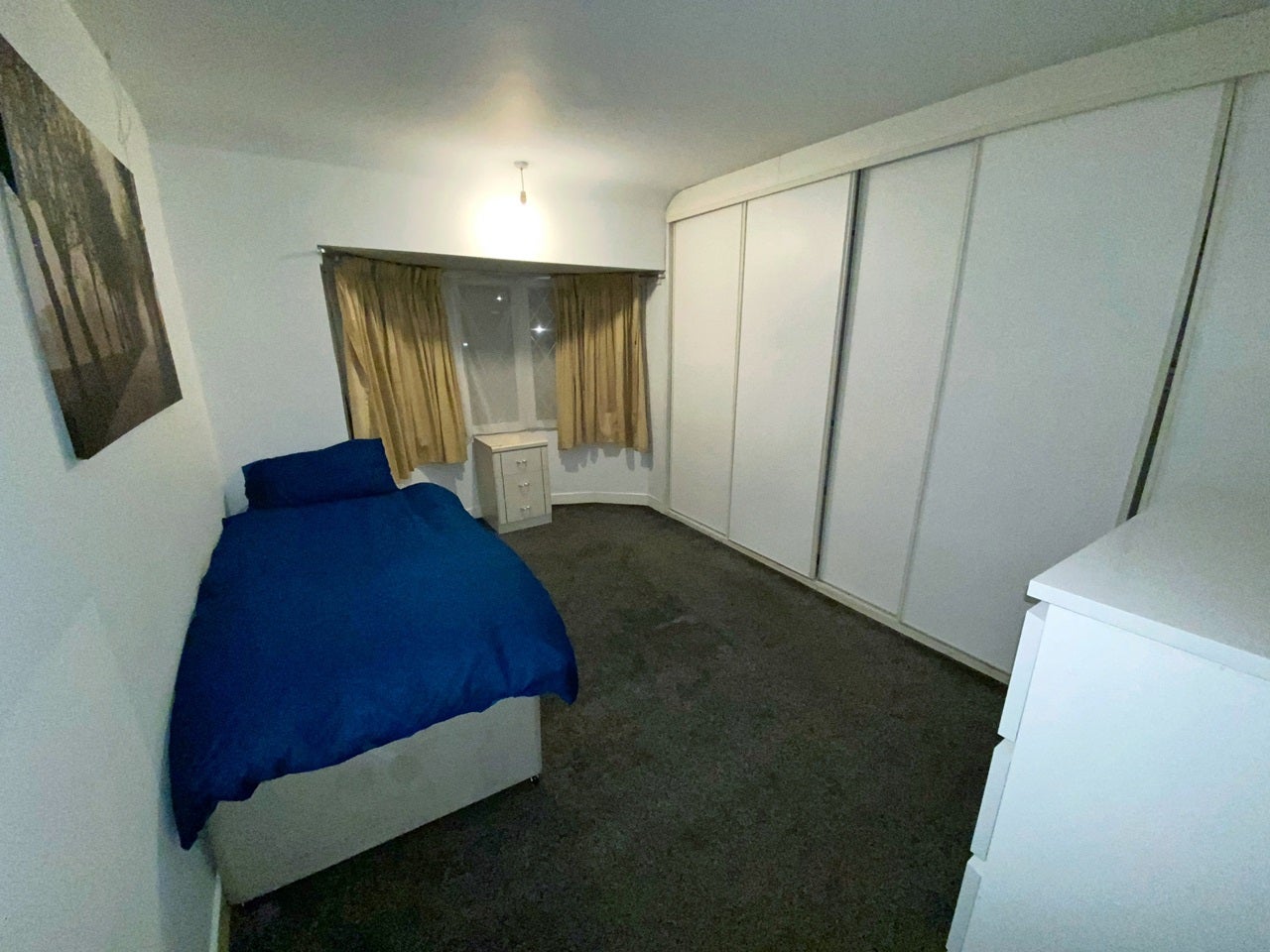 Room Walsall Road in Birmingham