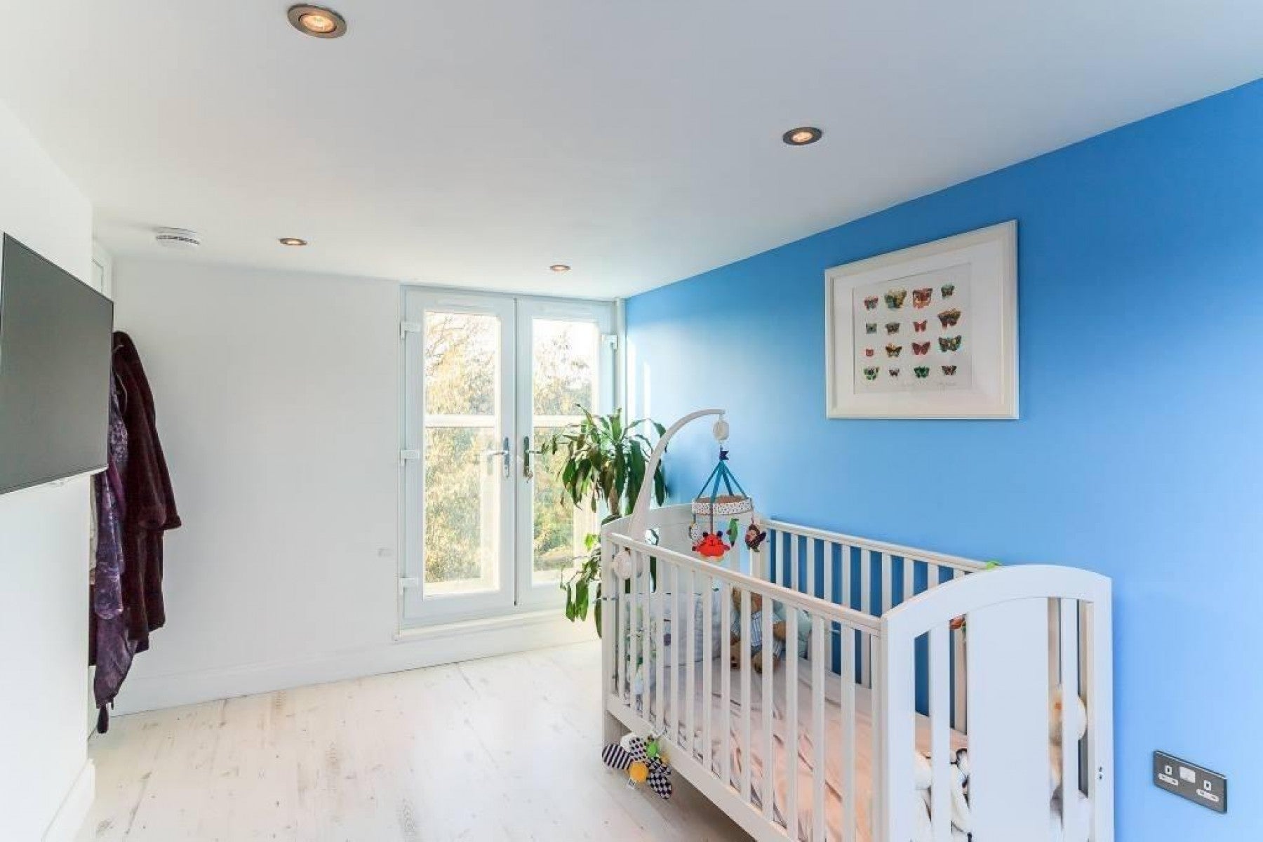 Flat Parkhurst Road in Greater London