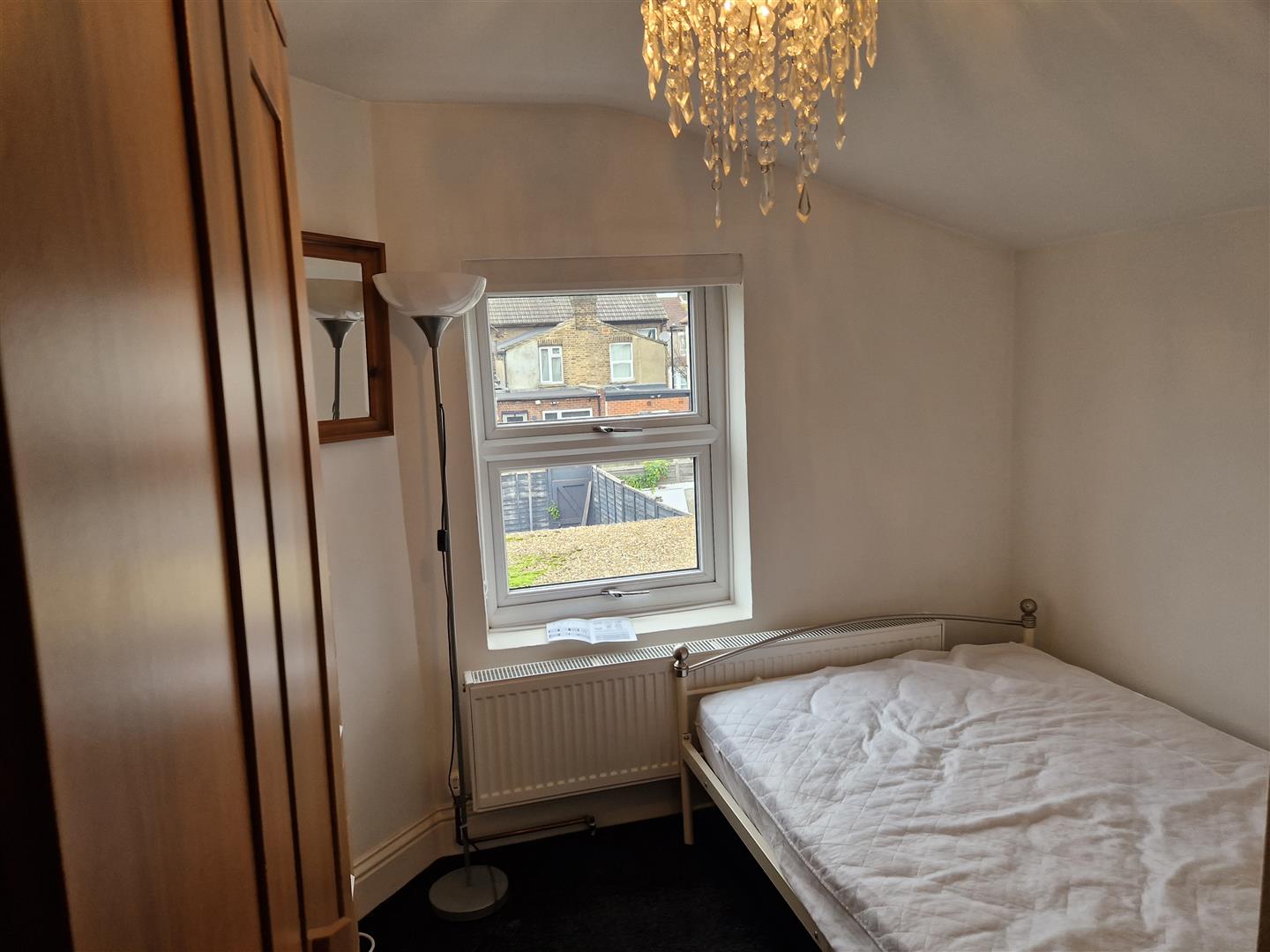 House Gladstone Road in Greater London