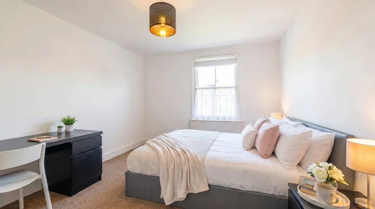 Flat Brook Drive in Greater London