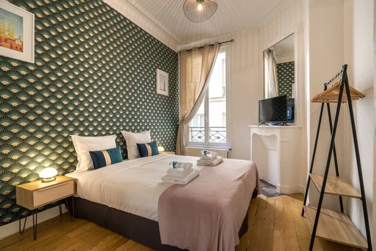 Flat Avenue Mozart in Paris