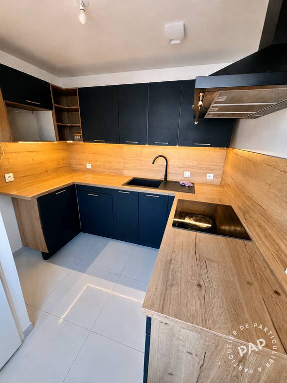 House Rue des Saints-Pères in Melun