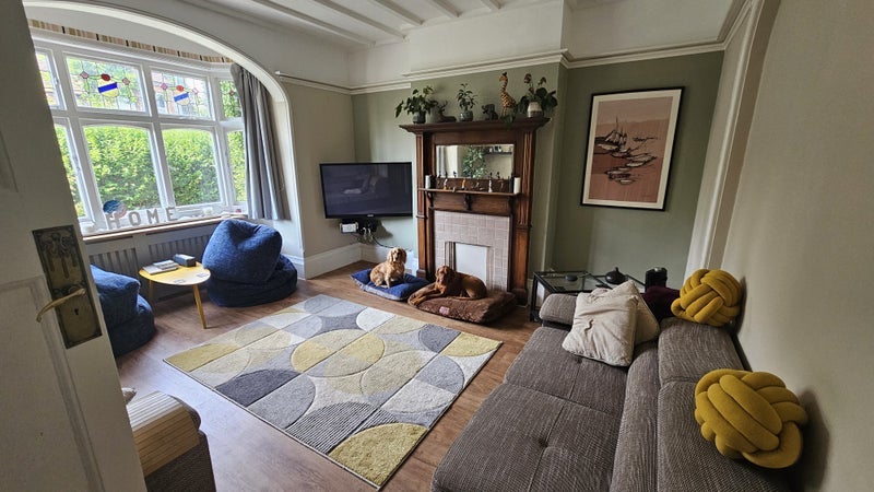 Room Kirkstall Road in Greater London