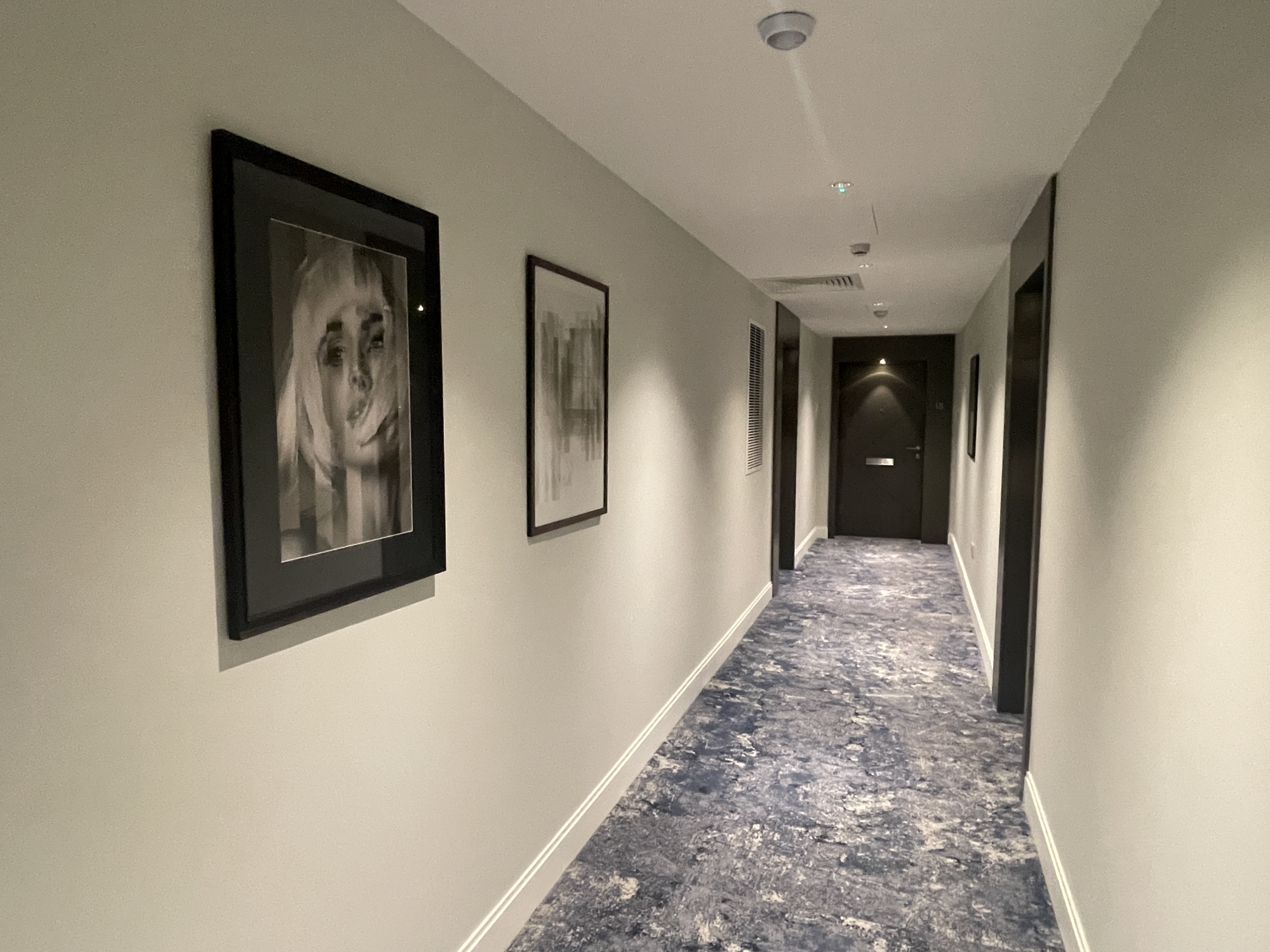 Flat Kennington Lane in Greater London
