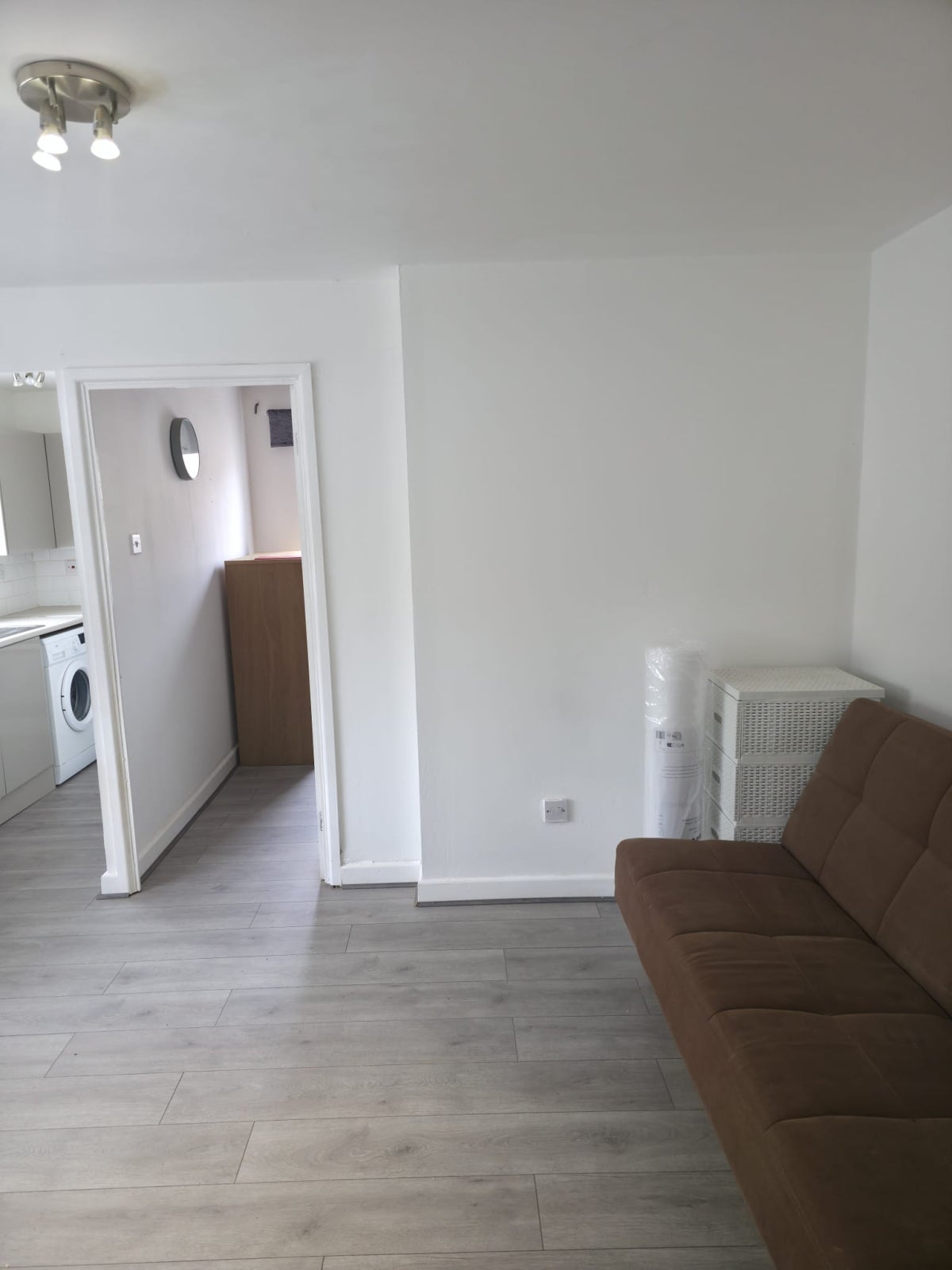 Flat Clare Court in South Ockendon