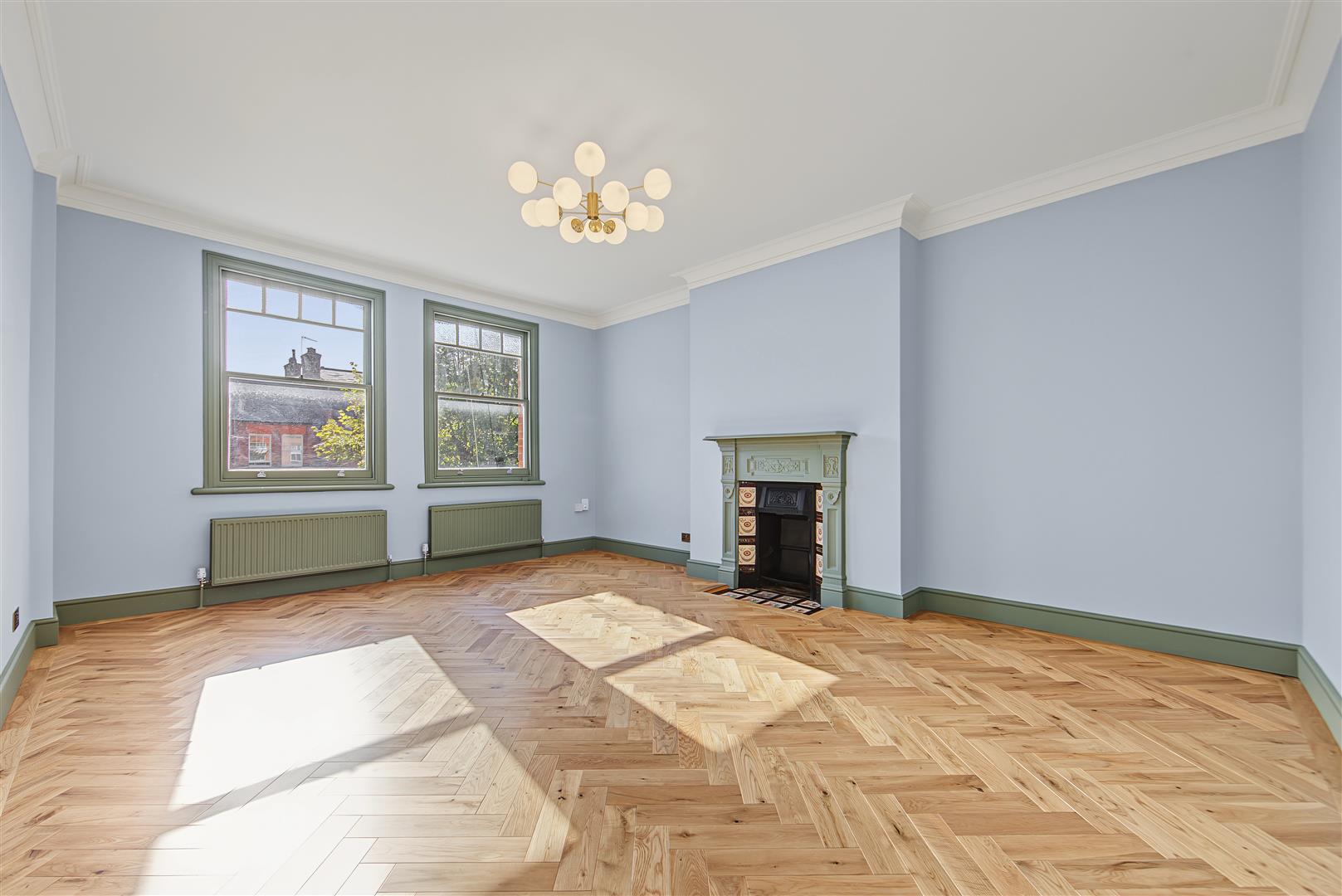 Flat Goldhurst Terrace in London