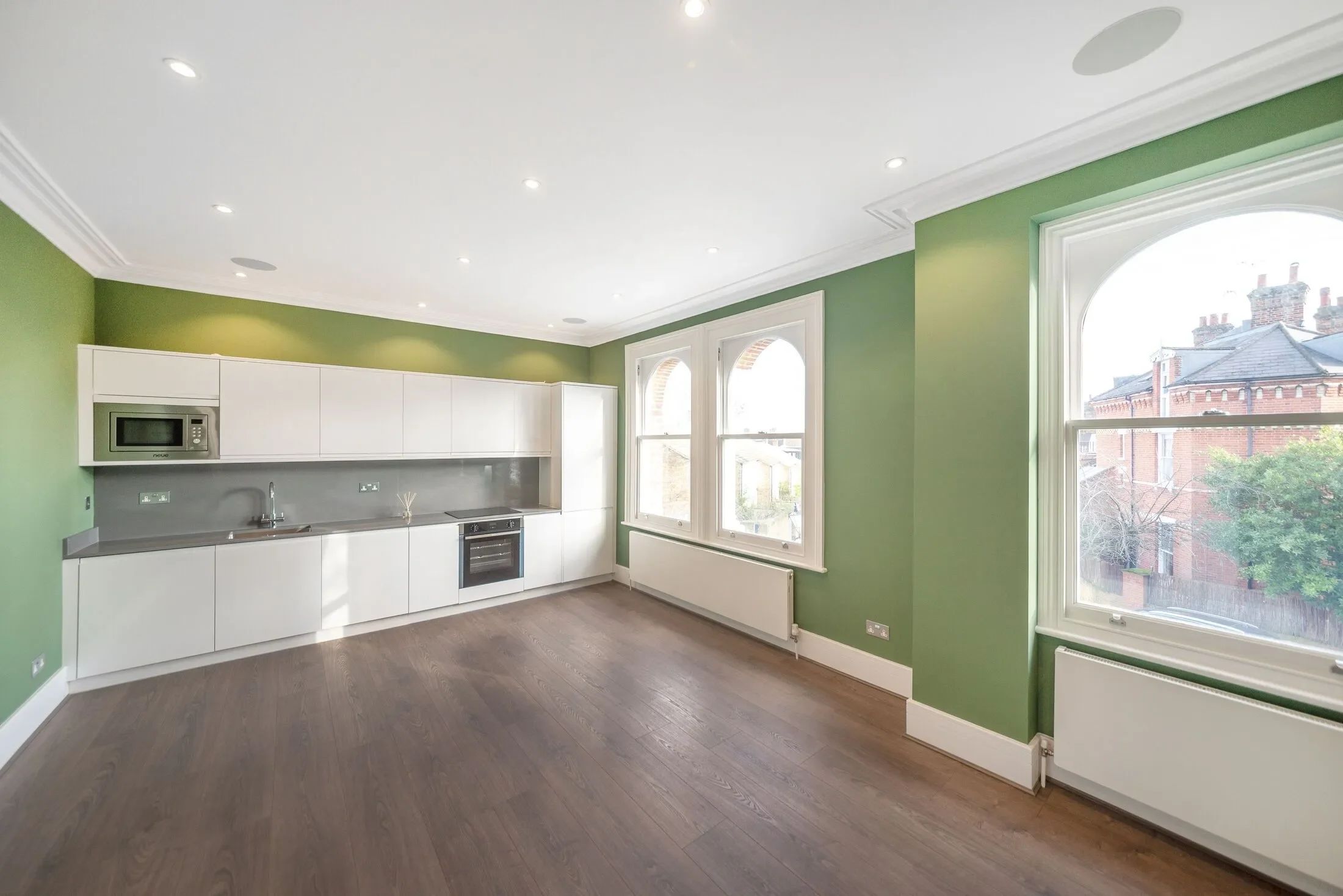 Flat Rudall Crescent in Greater London