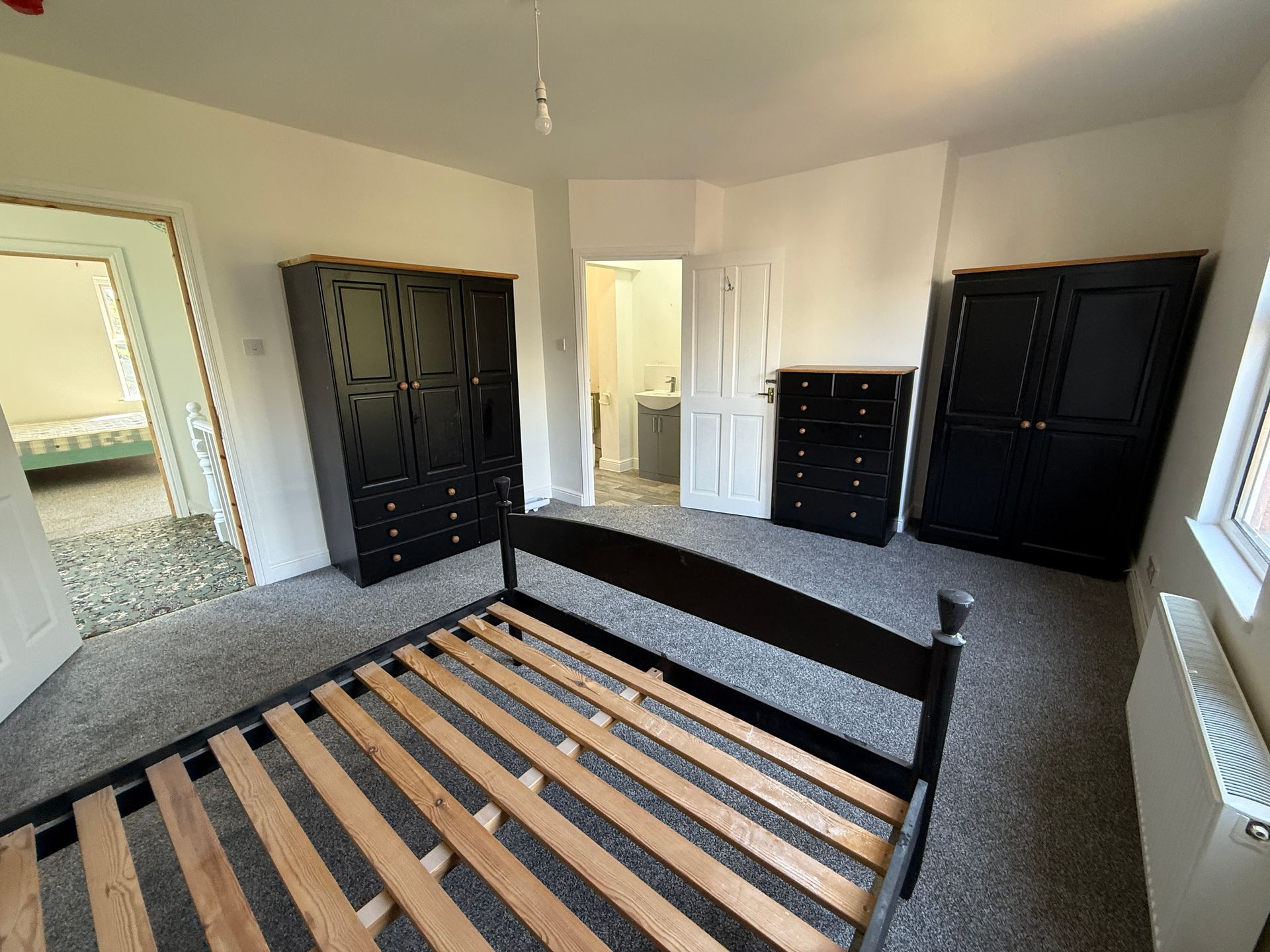Room Cumberland Road in Bristol