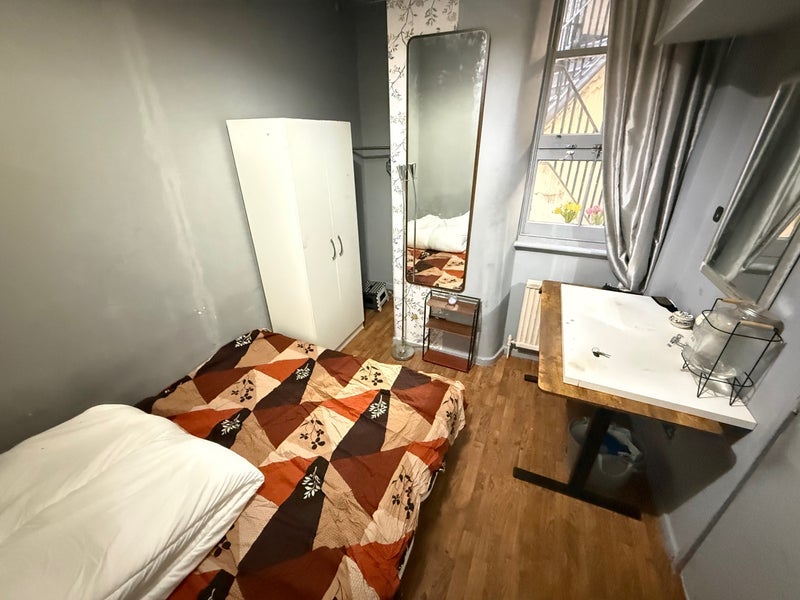 Room Laystall Street in Greater London