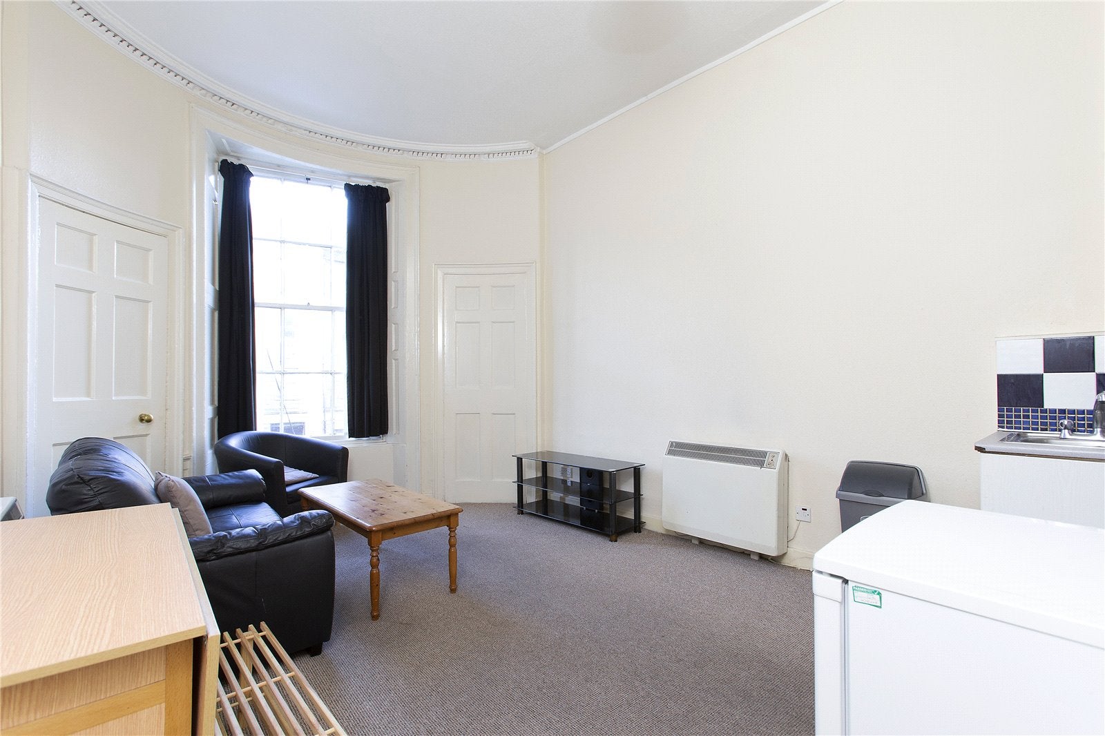 Flat Nicolson Street in City of Edinburgh