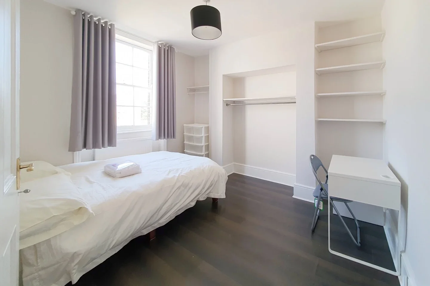 Flat Delancey Street in Greater London