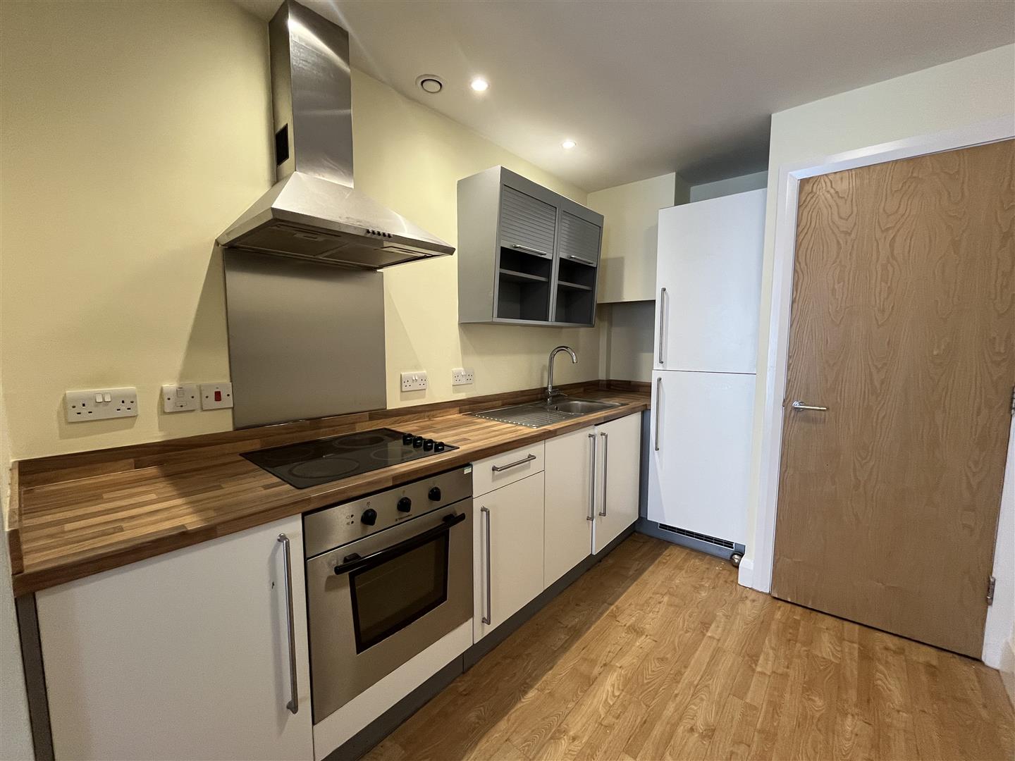 Flat Crosshall Street in Liverpool