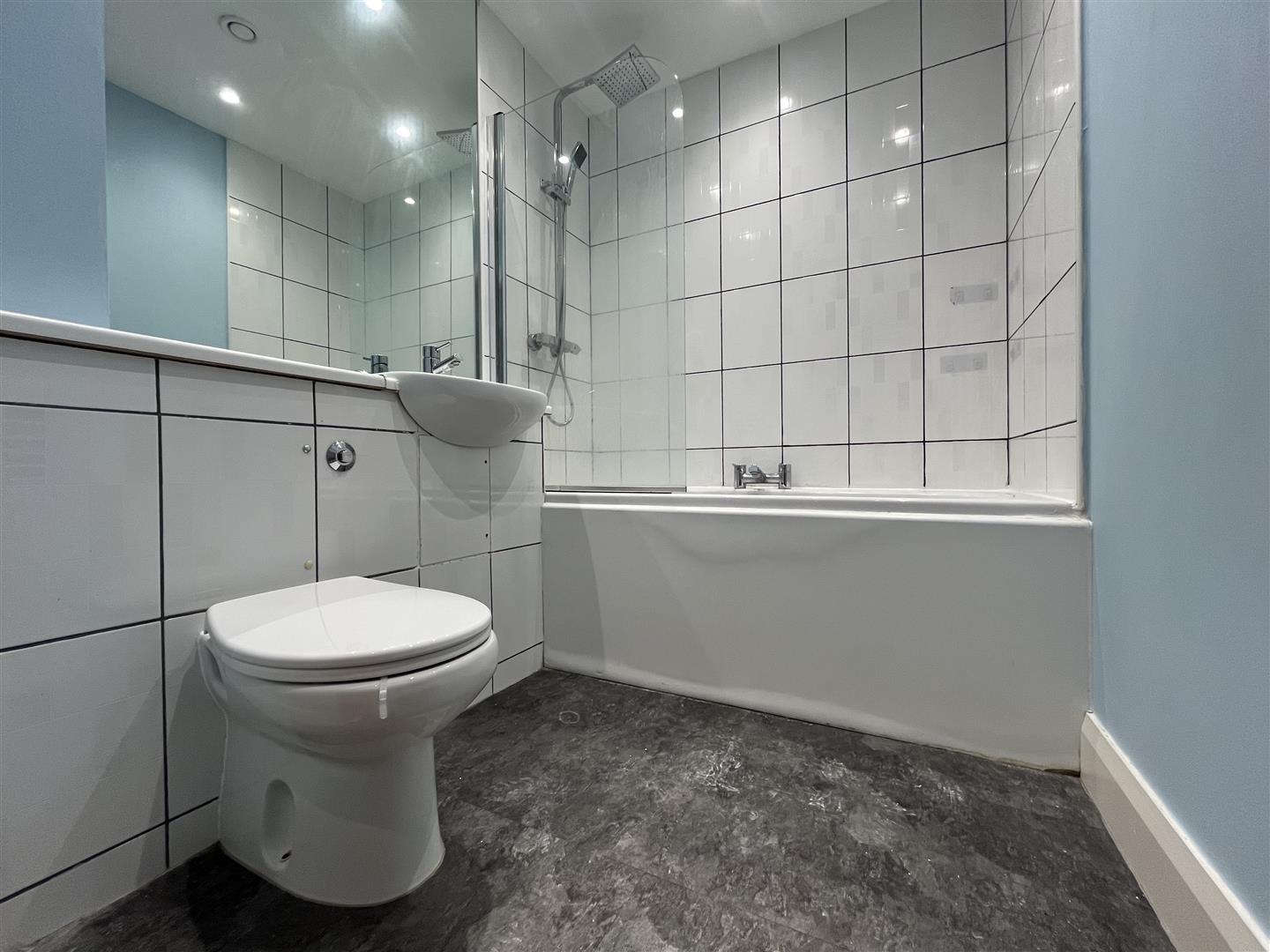 Flat Crosshall Street in Liverpool