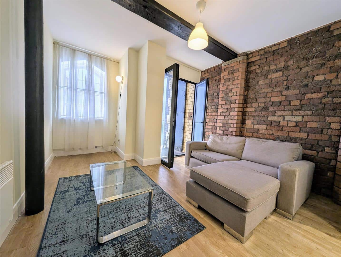 Flat Crosshall Street in Liverpool