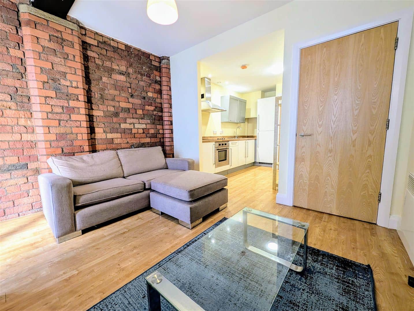 Flat Crosshall Street in Liverpool